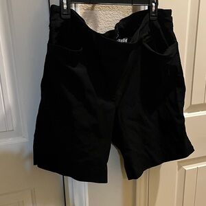 Hilary Radley Women's Black Cargo Shorts